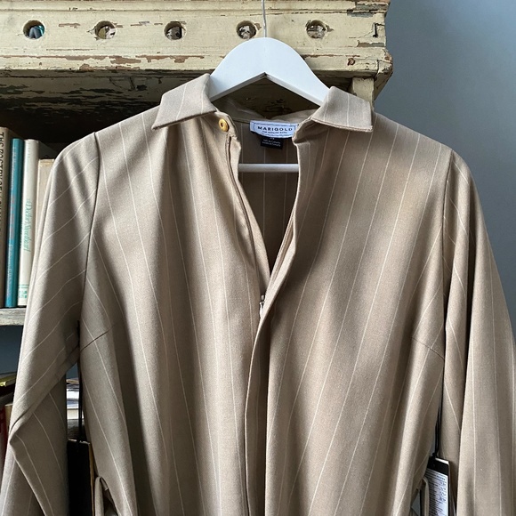 Beige pinstripe designer dress brand new size small - Picture 14 of 16